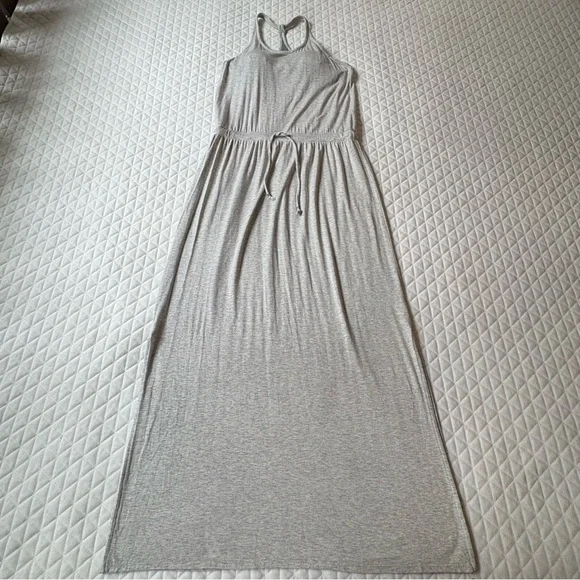 ATHLETA Womens Maxi Dress Size M Gray Side Slits Minimalist Athleisure  Outdoors